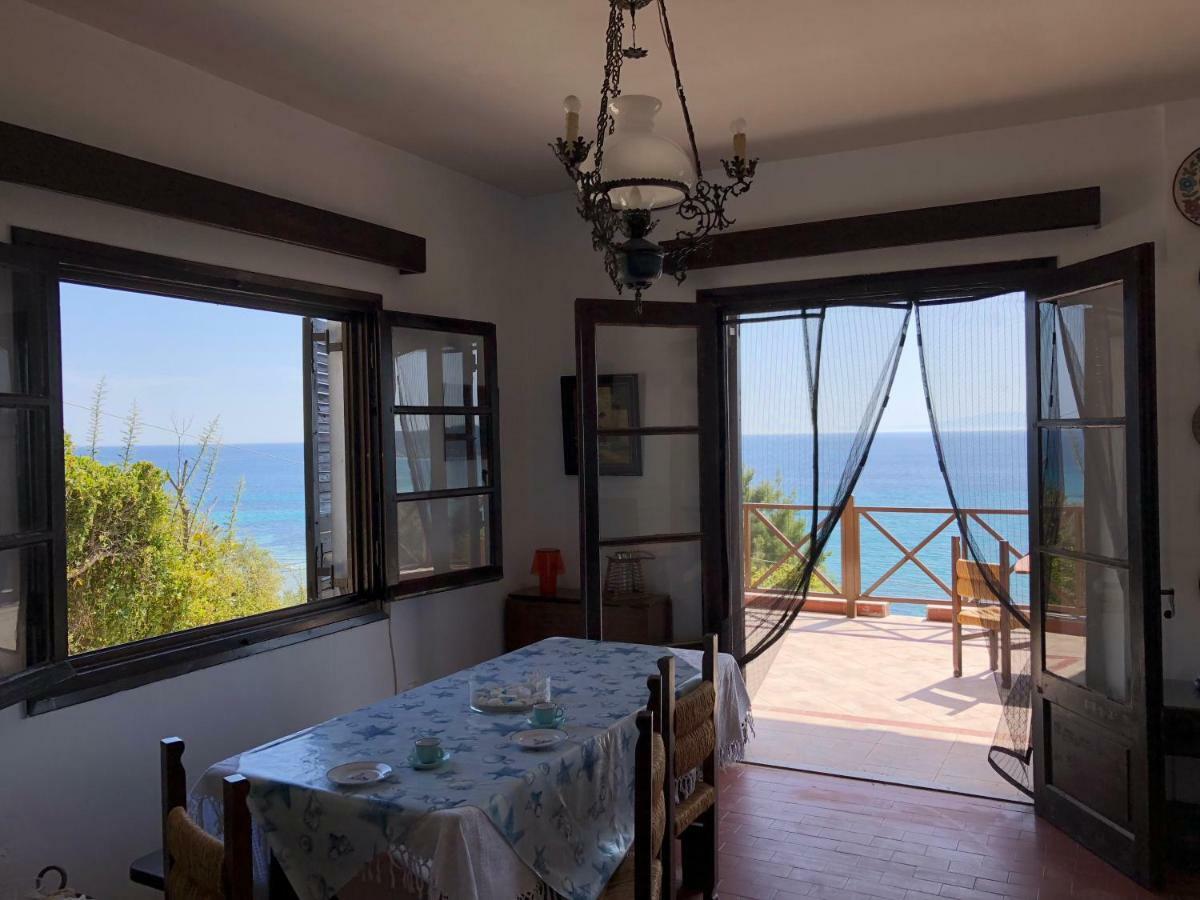 Unique Sea View House Villa Kalándra Kültér fotó